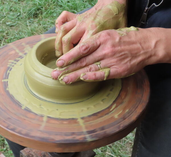 Od hlíny k nádobě