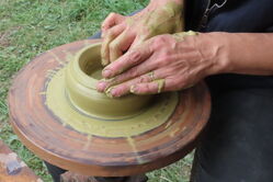 Od hlíny k nádobě